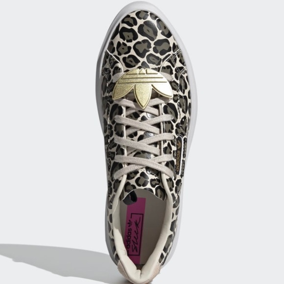 adidas sleek super leopard